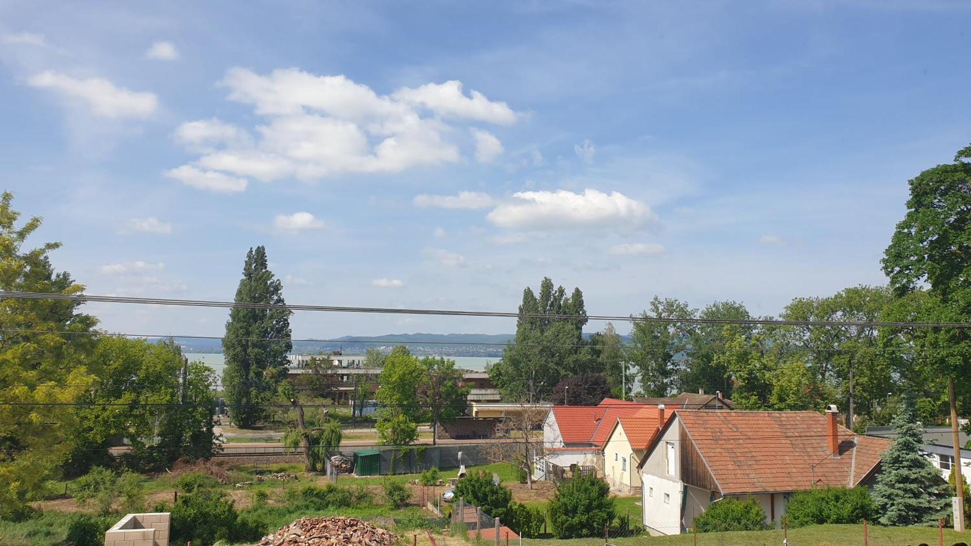 Sophie Apartment With Balcony Balatonbereny Luaran gambar